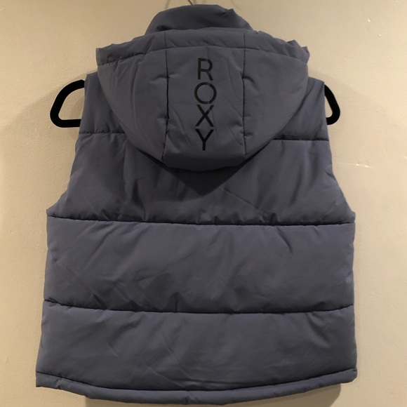 NWT - Roxy Puffer Vest With Hood - Picture 3 of 6